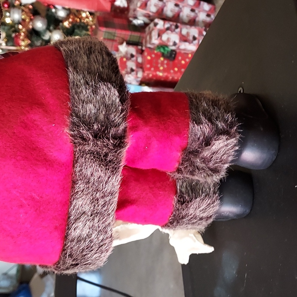 19 Inch Santa Claus With Naughty & Nice List And Bag Of Presents Plaid Jacket - Picture 6 of 7